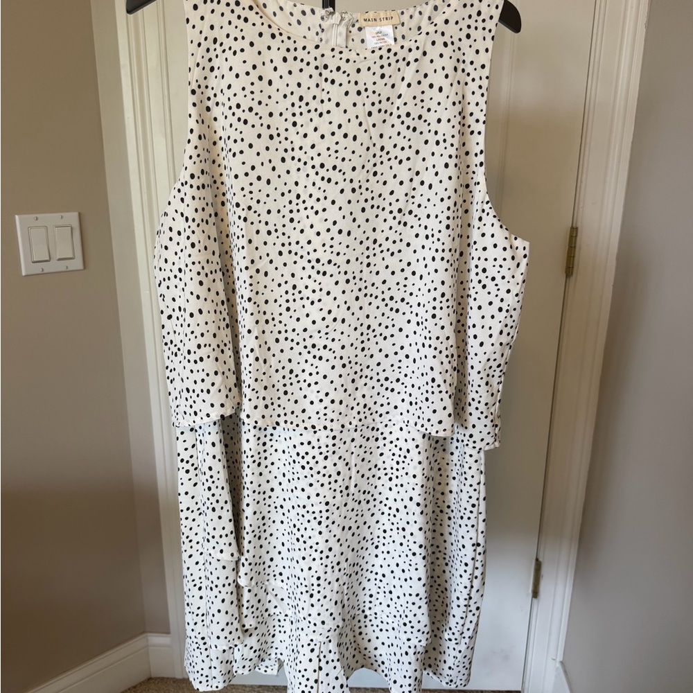 Main Strip White & Black Polka Dot Midi Dress
